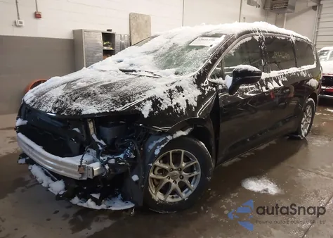 2025 Chrysler Pacifica Select из США, поврежденный, VIN 2C4RC1BG5SR531993